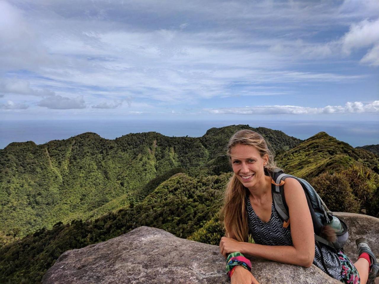 Хостел Raglan Backpackers Экстерьер фото
