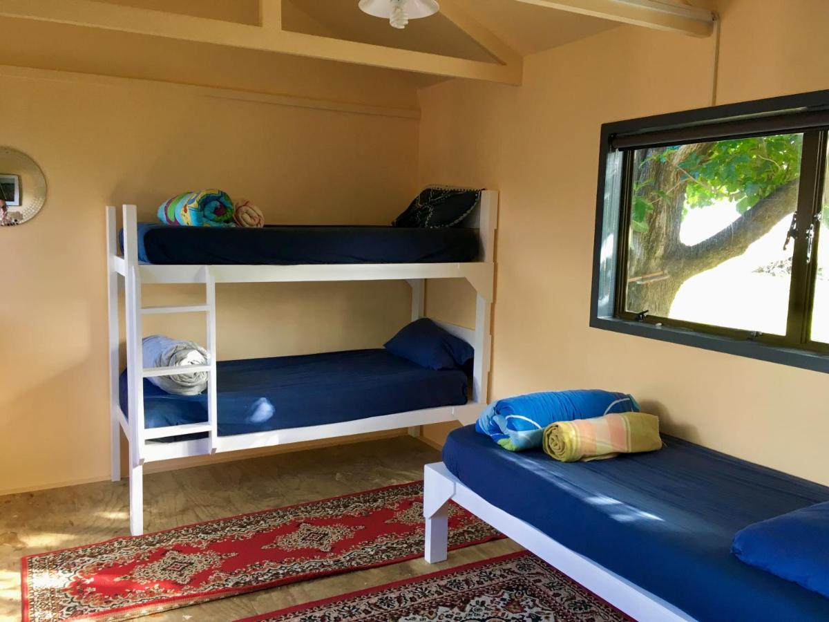 Хостел Raglan Backpackers Экстерьер фото